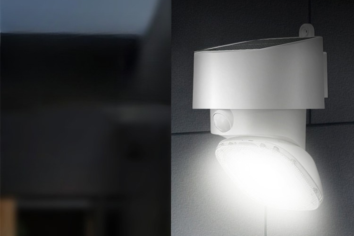 NexSun Nautilus | 2000 Lumens | Tilt & Rotatable Solar Wall Light with PIR Sensor