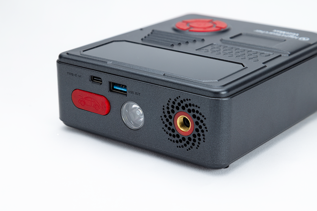 VoltMax | Rechargeable Jump starter / Digital Air compressor / Floodlight & Power Bank