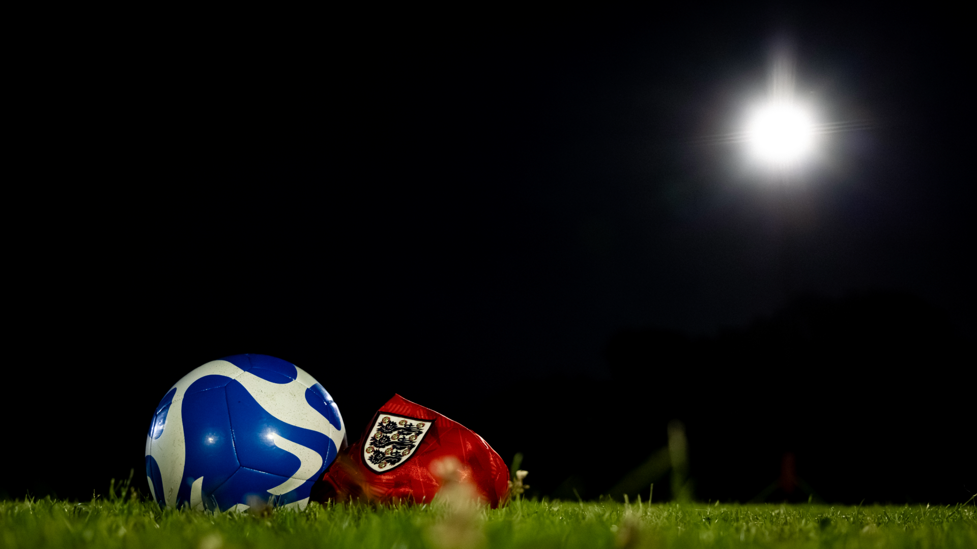 Portable Football Pitch Lighting: How to Train Effectively in Low Light Conditions