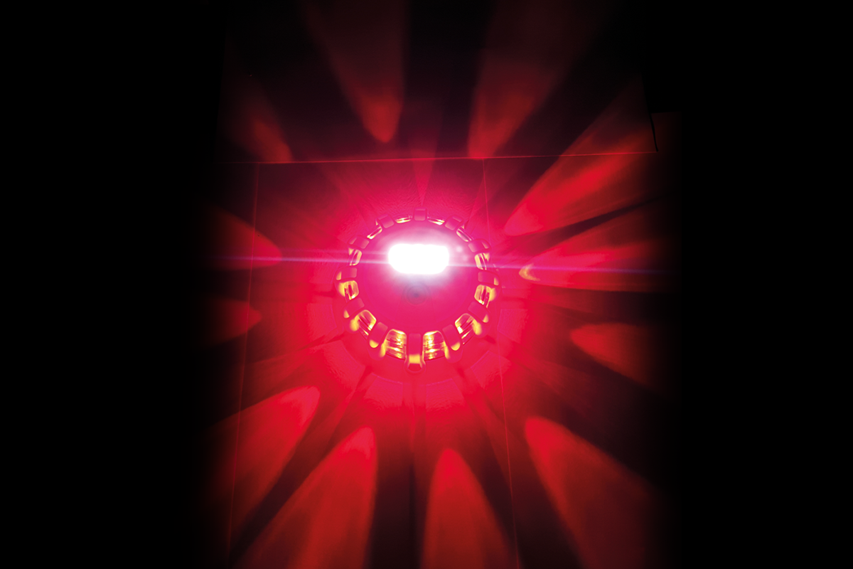 Pulsar AAA | 360º Illumination | Battery Powered Hazard Warning Light