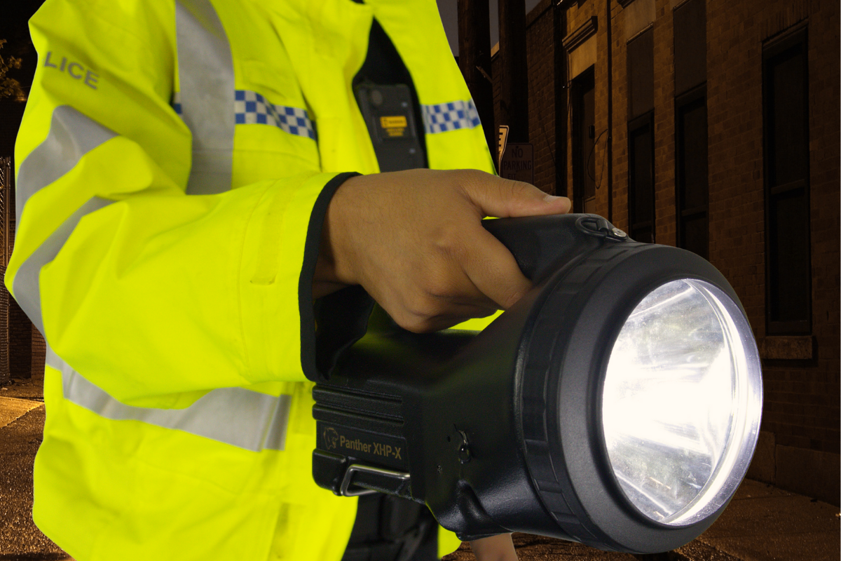 Panther XHP-X | 1800 Lumens | Rechargeable Searchlight
