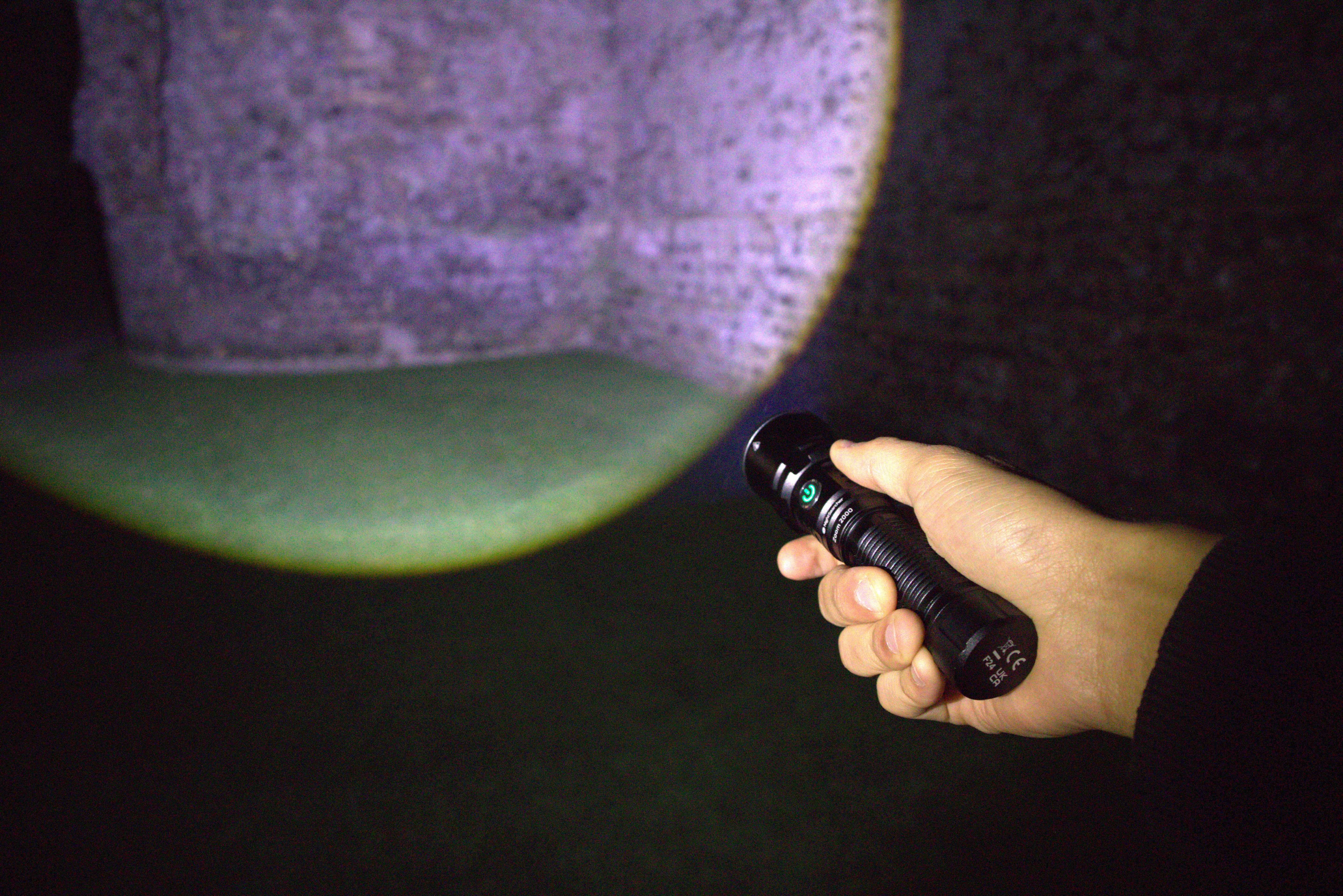 Zoom 2000 | 2000 Lumens | Rechargeable Mixed beam zoom Torch