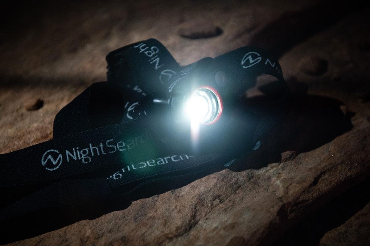 Zoom 700R | 700 Lumens | Rechargeable / Battery Powered